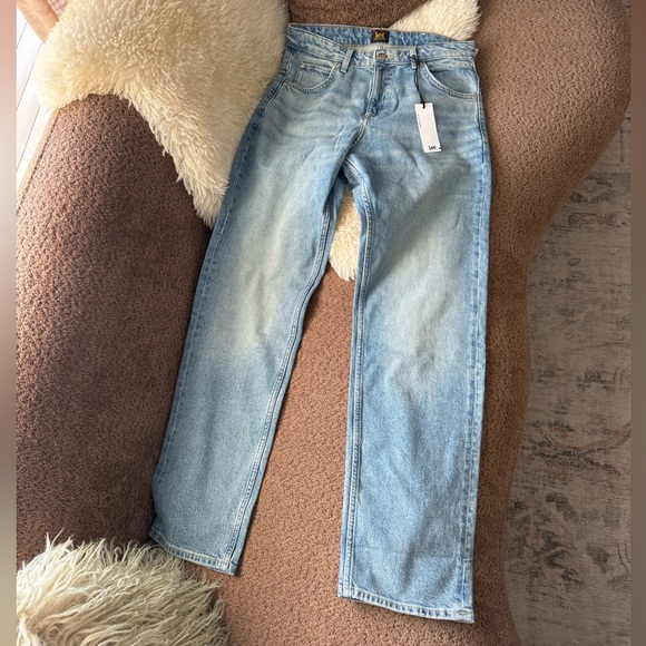 Lee Denim - Lee Mid Rise Rider Straight Jeans in the Shade to the Sky
